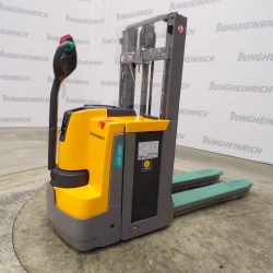 JUNGHEINRICH EJD 220